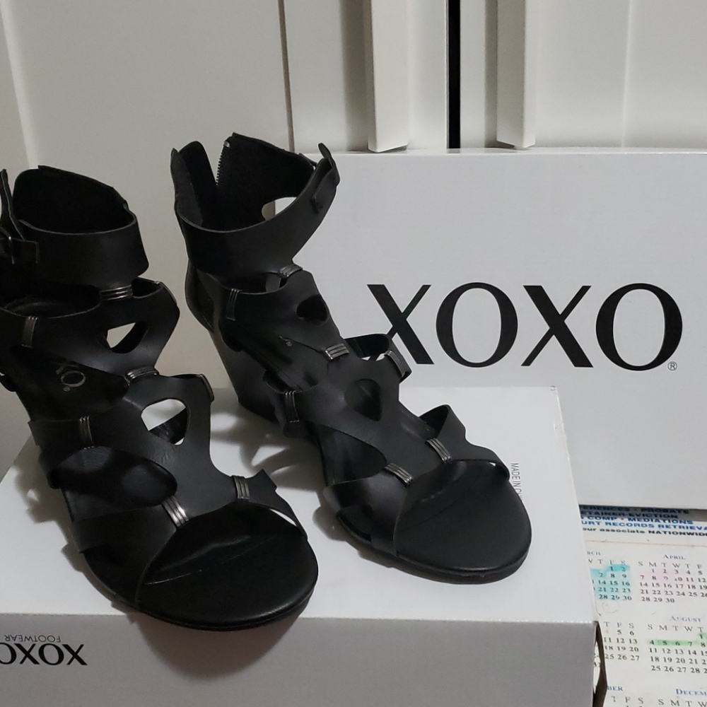 Summer sandals